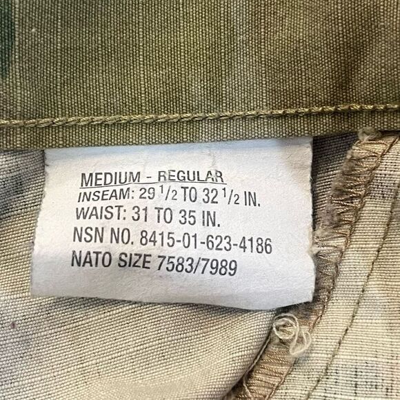 Military Issued Camouflage 6 Pocket Utility Cargo Pant Sz M - Picture 6 of 8